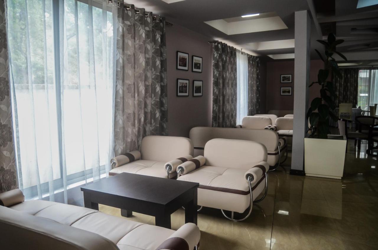 Imperial Hotel Ih Elbasan Luaran gambar