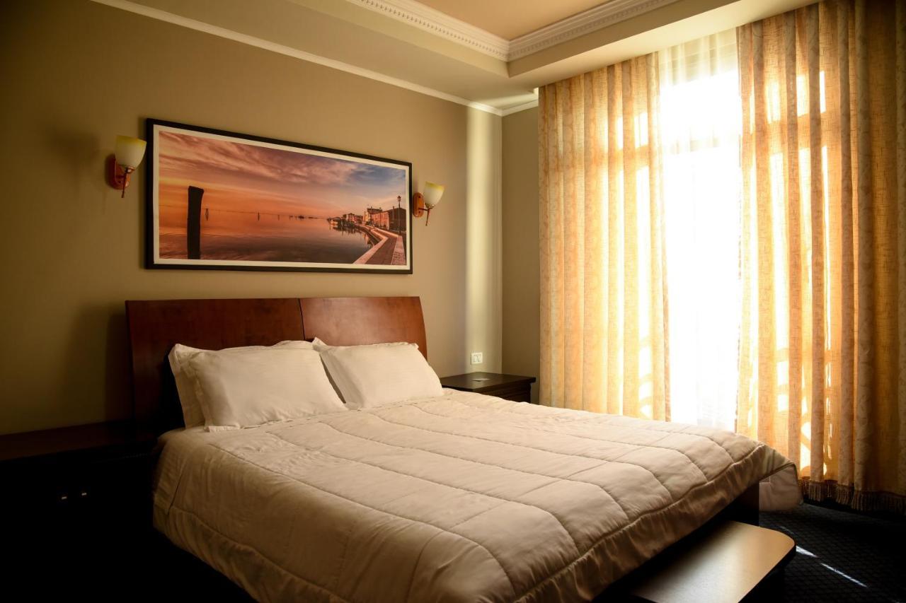 Imperial Hotel Ih Elbasan Luaran gambar