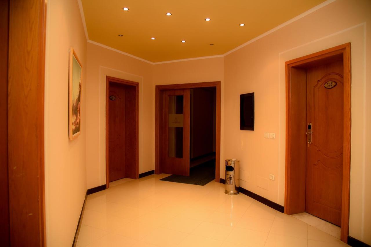 Imperial Hotel Ih Elbasan Luaran gambar