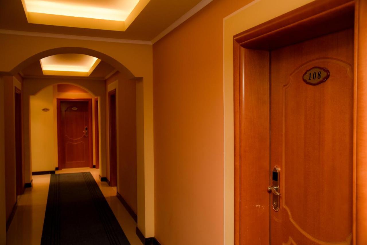 Imperial Hotel Ih Elbasan Luaran gambar