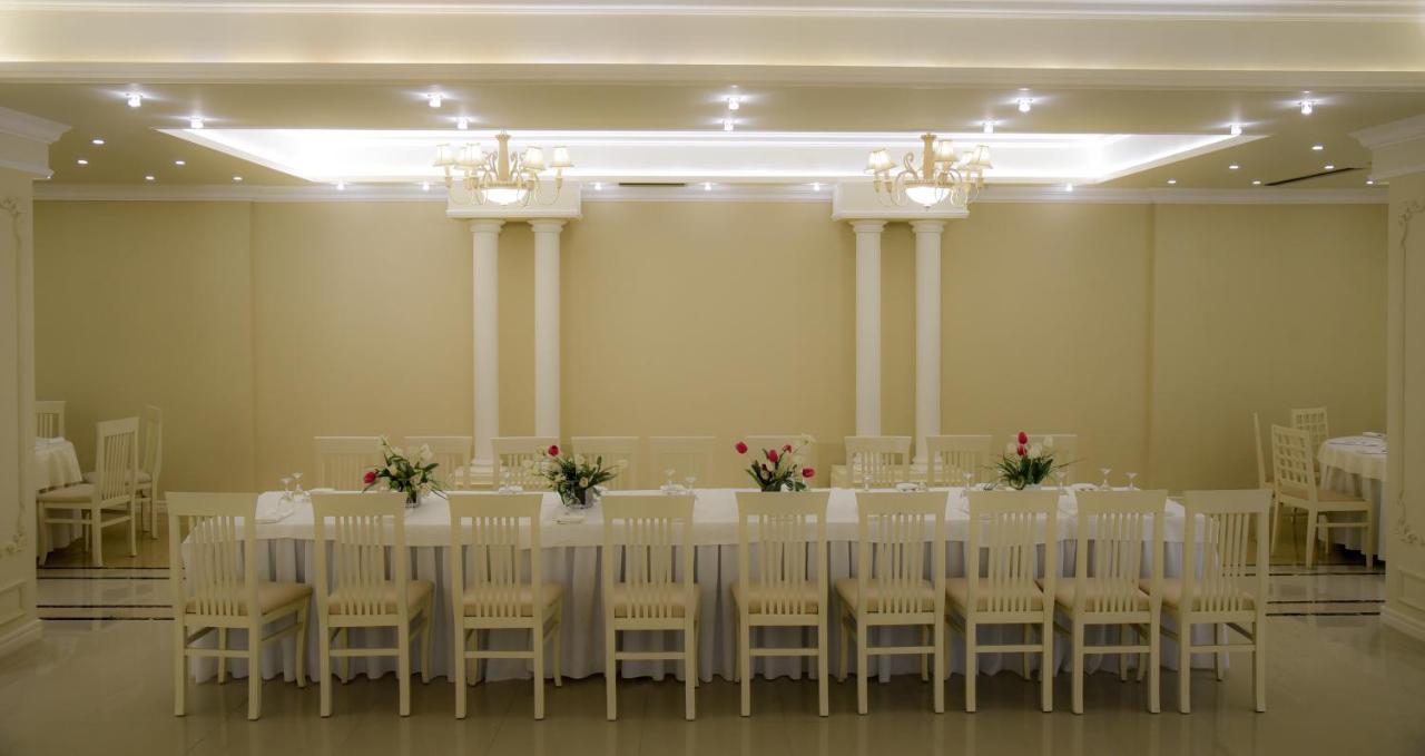 Imperial Hotel Ih Elbasan Luaran gambar