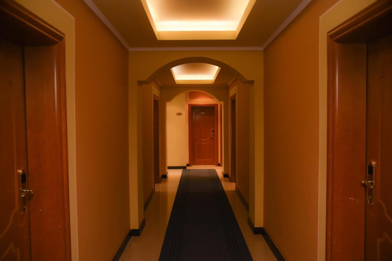 Imperial Hotel Ih Elbasan Luaran gambar